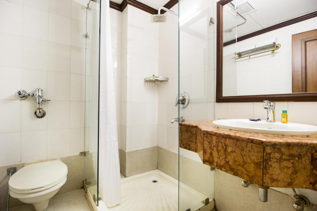 Fabhotel Sheronz Piccadily Chowk Hotel